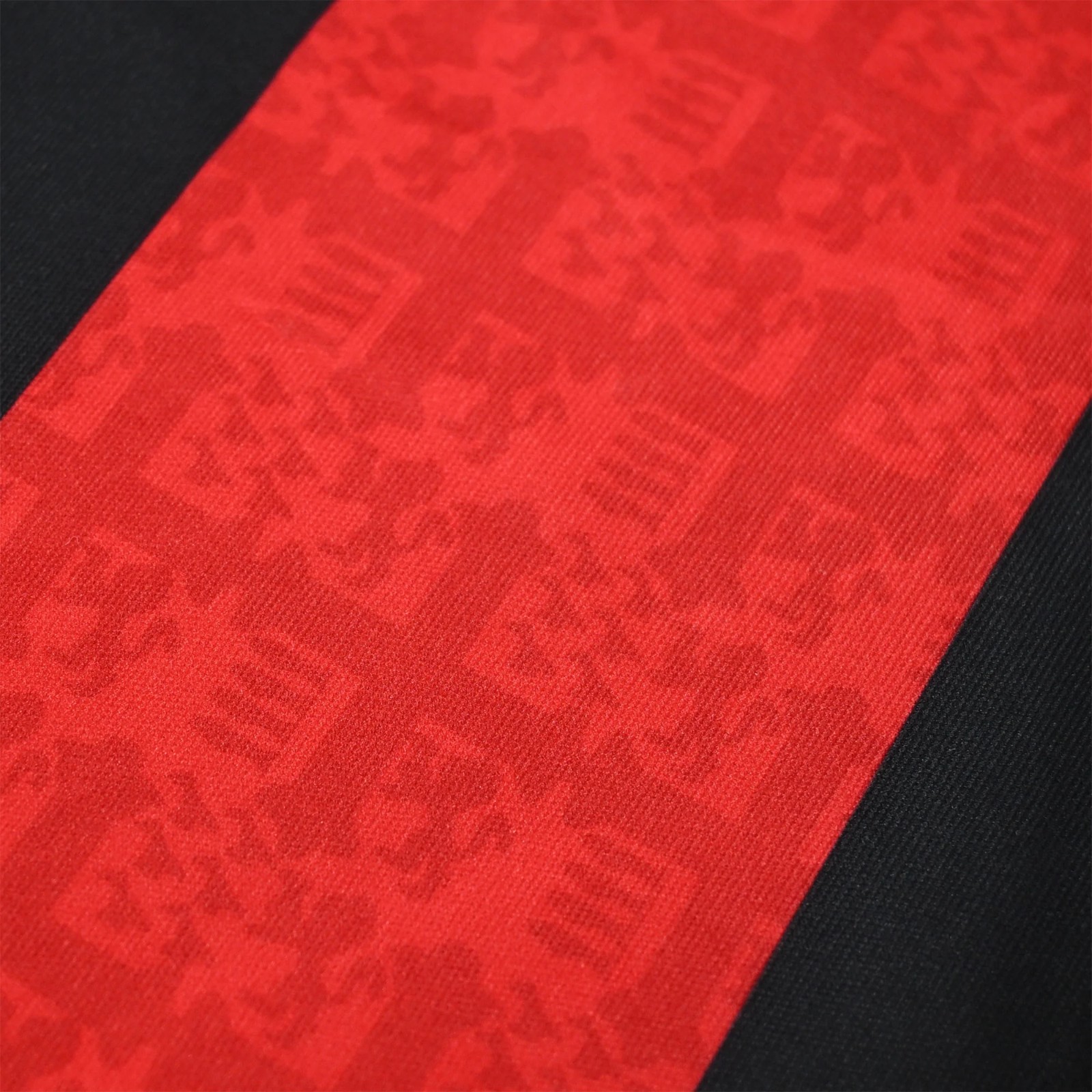 Ecco le maglie dell'AFC Bournemouth 2026-2027 di hummel