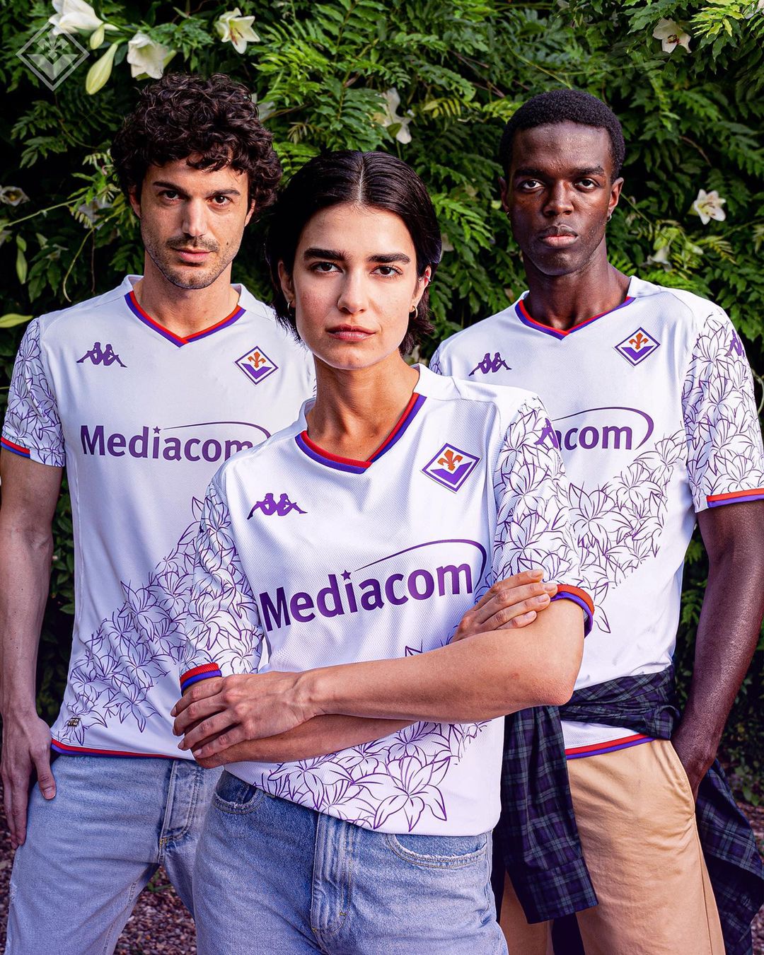 Maglie della Fiorentina 2023-2024: i gigli di Kappa e i tredici di Astori