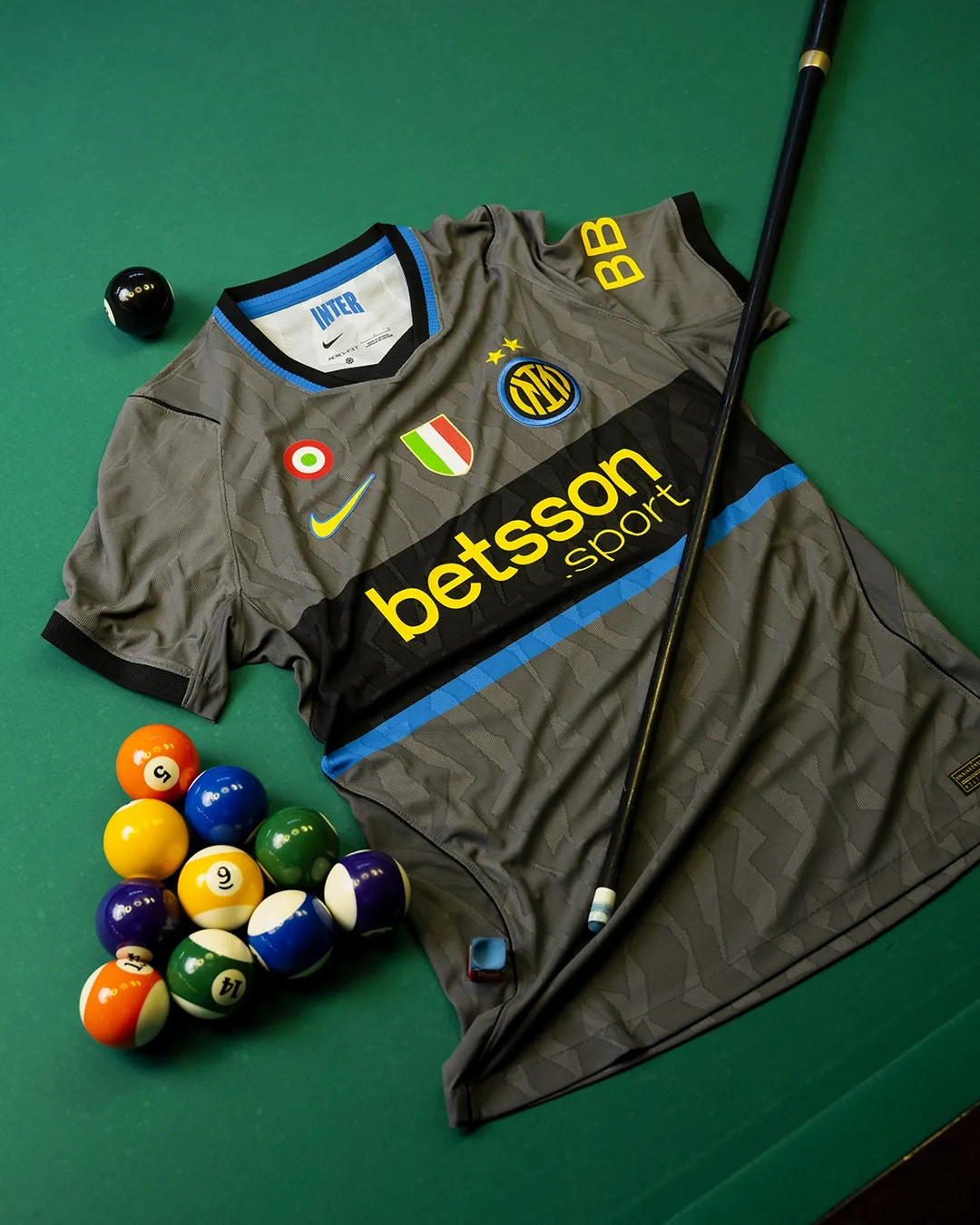 Terza maglia Inter 2026-2027 ispirata alla maglia away 1996-1997