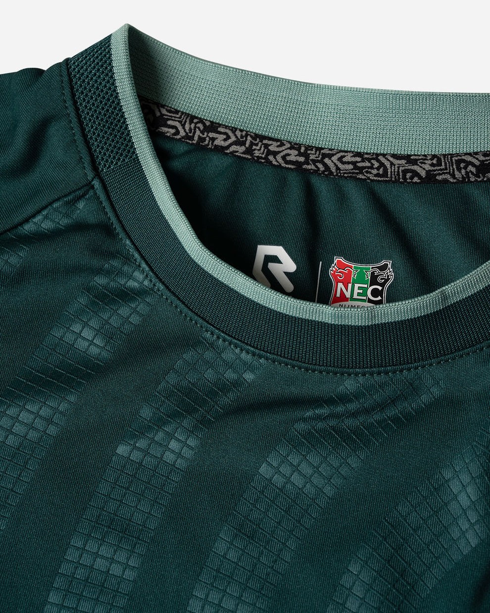 Maglie del N.E.C. Nijmegen 2026-2027 all'insegna dell'arte!