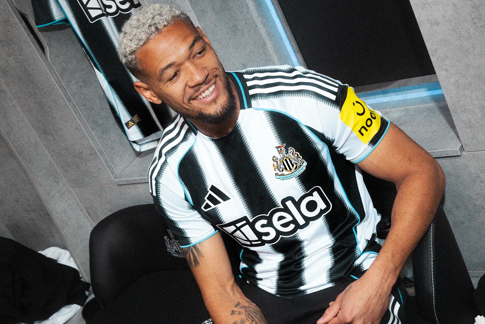 Newcastle United maglia home 2025-2026