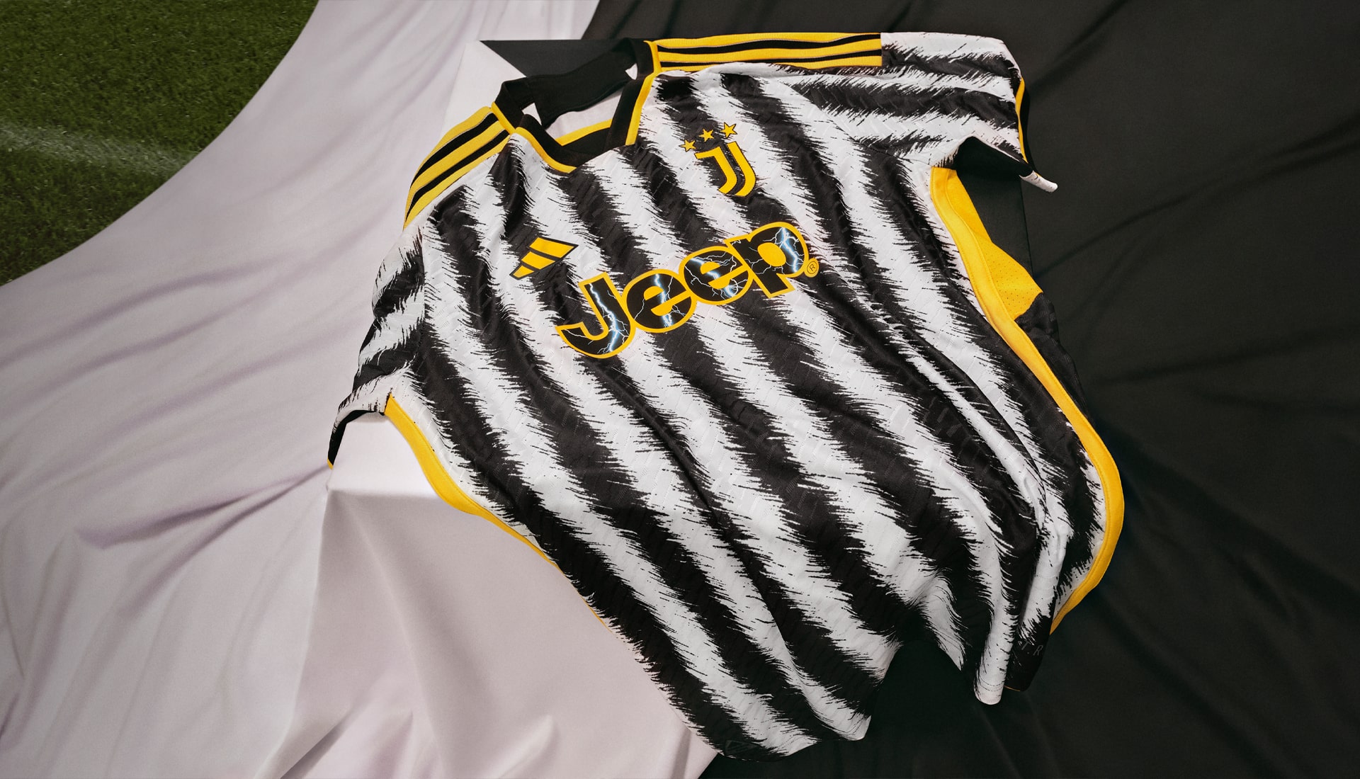 Juventus maglia home 2023-2024
