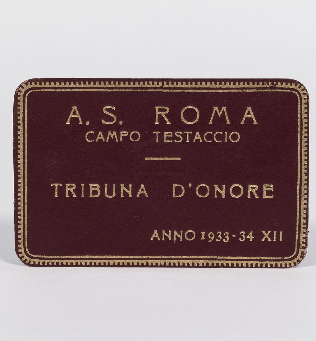 Maglia home della AS Roma 2024-2025: l’oro dei biglietti del Campo Testaccio