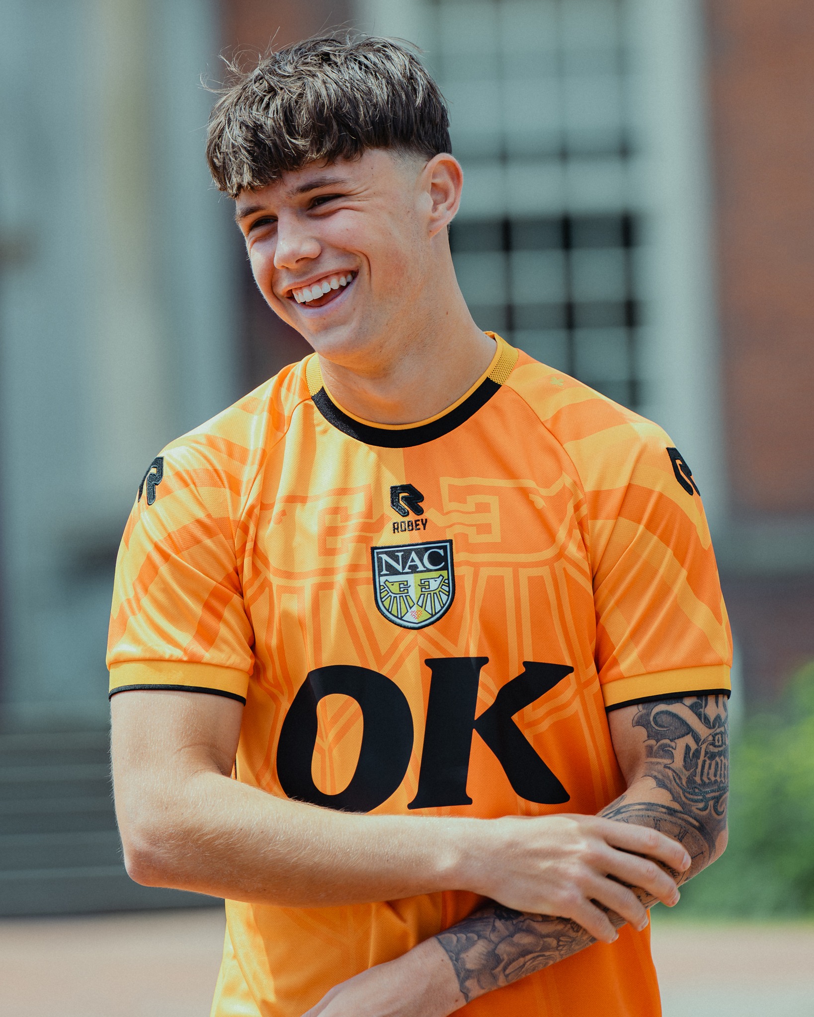Terza maglia NAC Breda 2026-2027, omaggio a Rat Verlegh