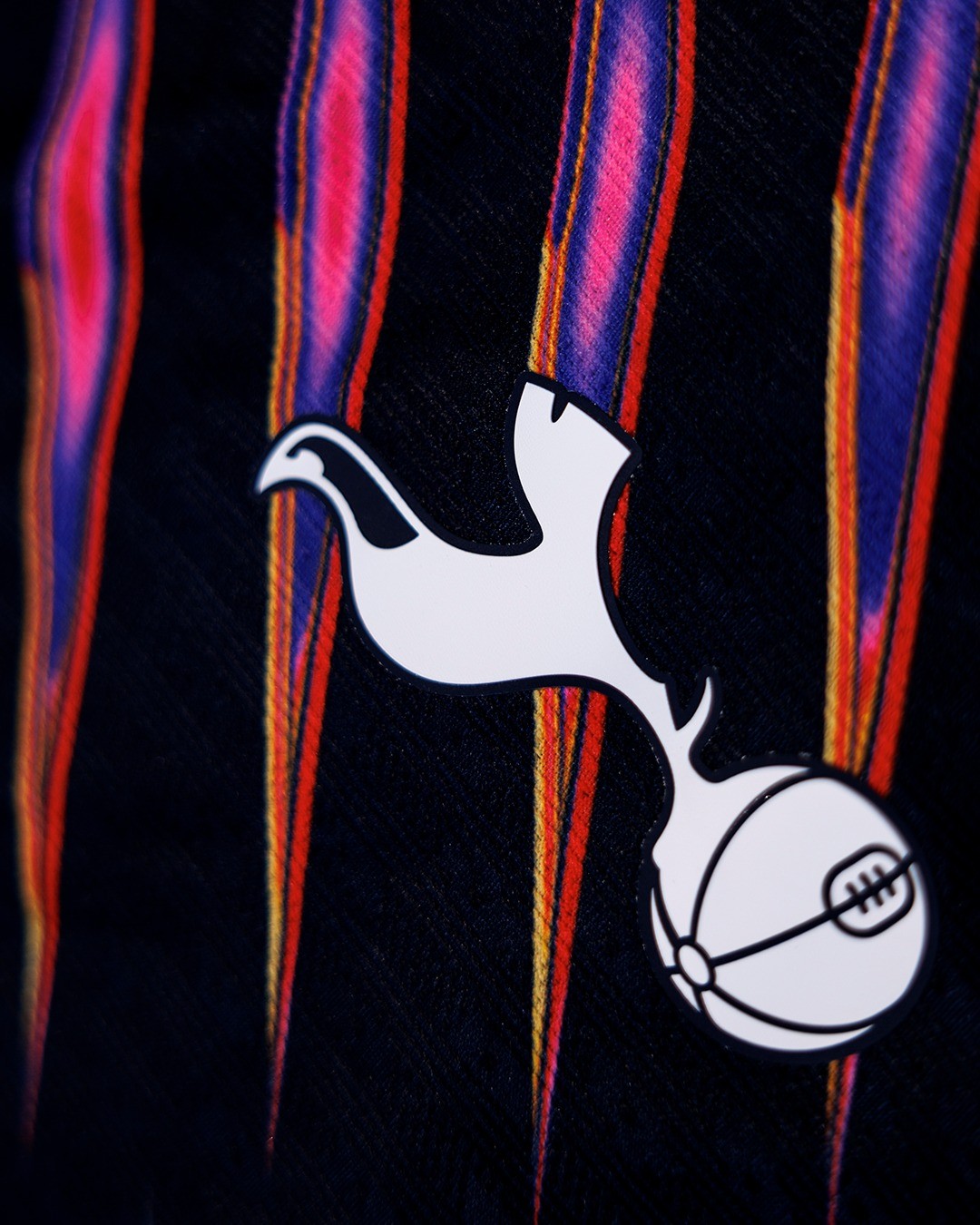 Maglia away del Tottenham Hotspur 2026-2027 ispirata al Nord di Londra