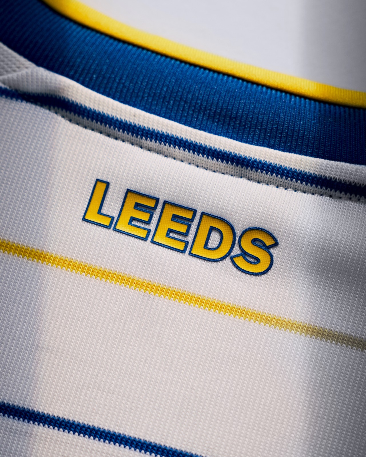 Maglie Leeds United 2026-2027: omaggio alla città e alla storia