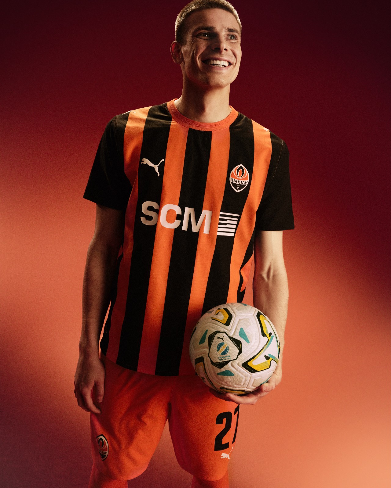 Maglie Shakhtar Donetsk 2026-2027, omaggio ai 90 anni del club