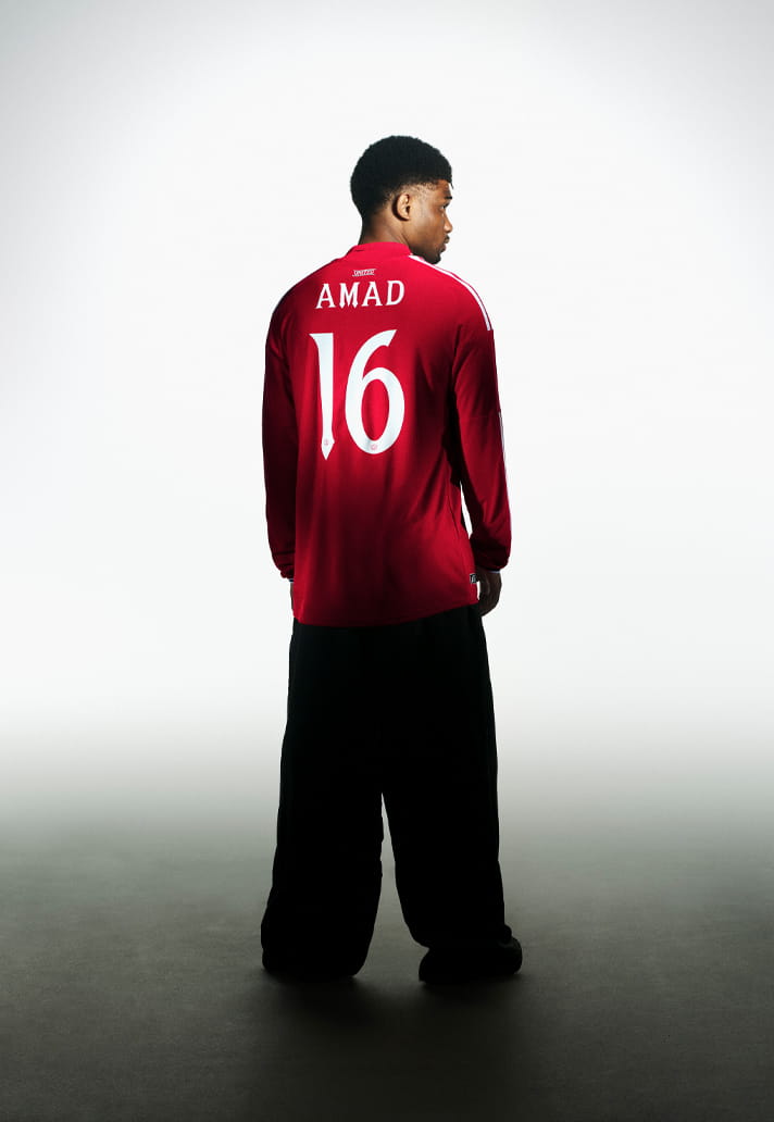Maglia home Manchester United 2026-2027 ispirata alla maglia del 1977