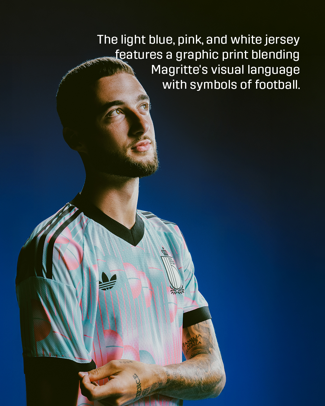 Maglia away Belgio Mondiali 2026, omaggio a Magritte!