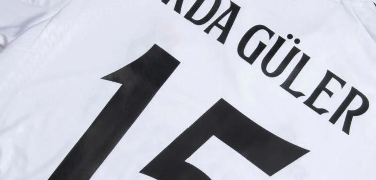 Officiele Real Madrid Bedrukking 2024 2025