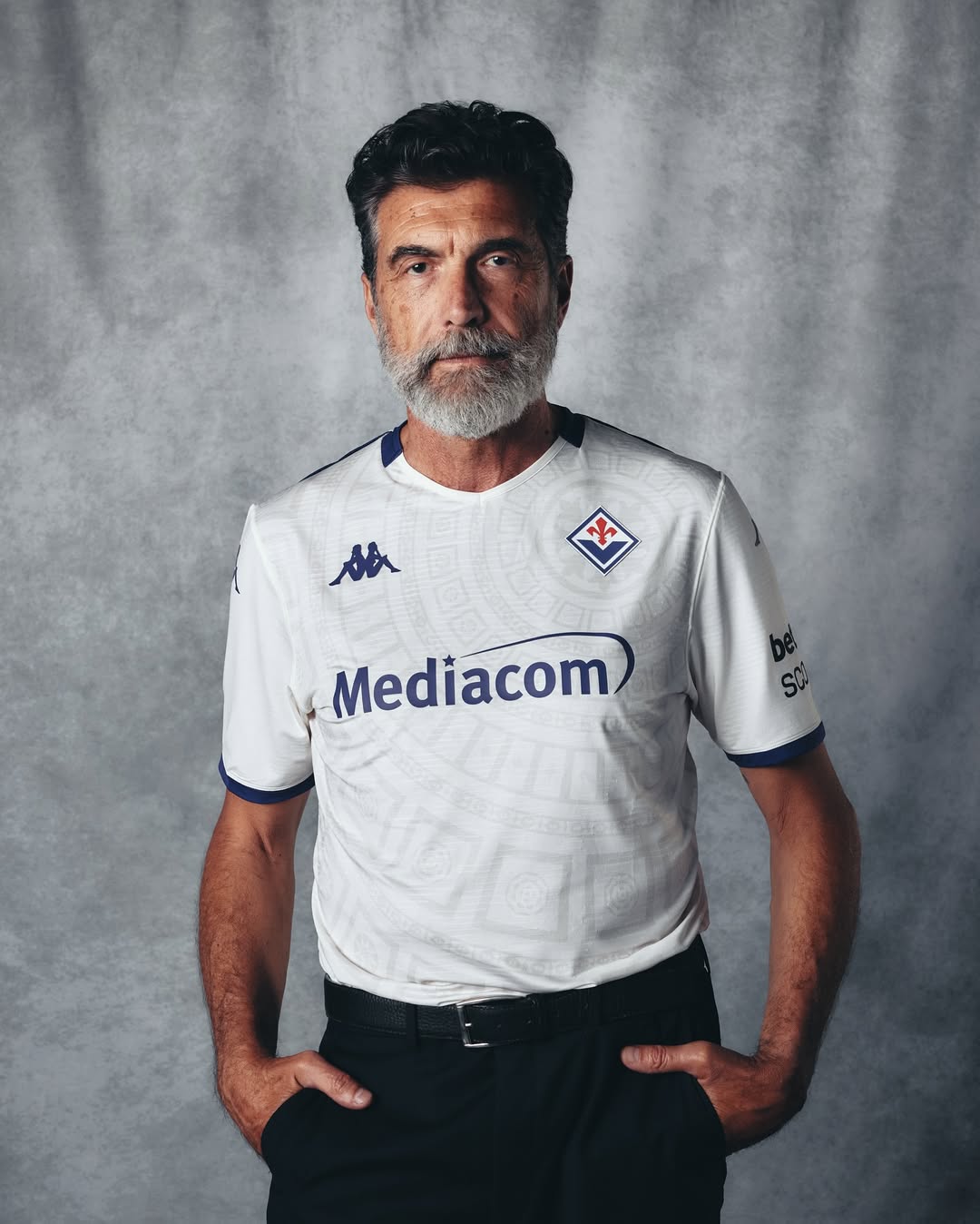Maglie della Fiorentina 2025-2026: gli anni Novanta, Santa Maria Novella e l'Arno