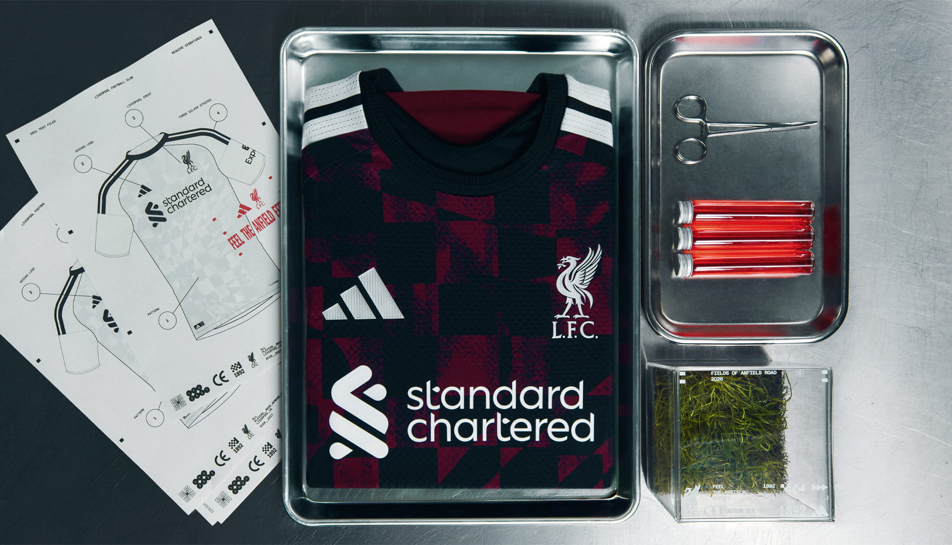 Terza maglia del Liverpool 2026-2027 ispirata all'atmosfera di Anfield Road